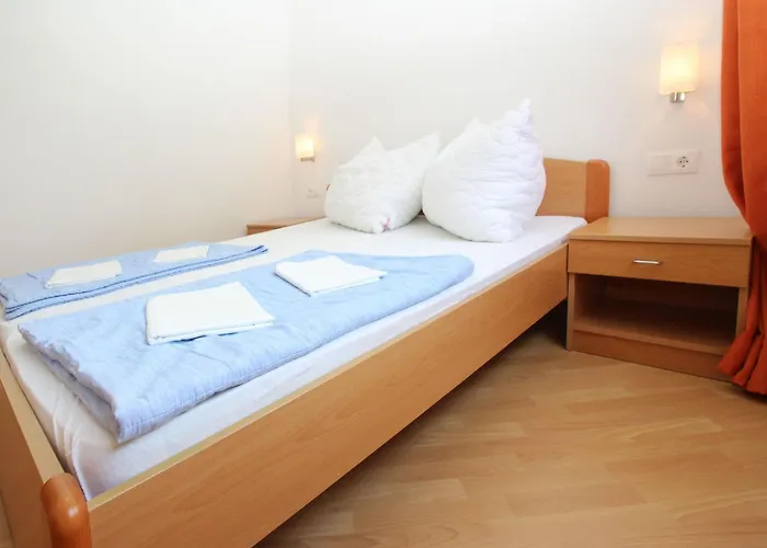 Apartament In Mit Eigener Terrasse By Interhome Baška