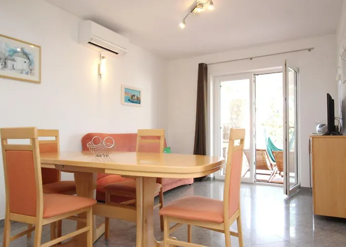 Apartment In Mit Eigener Terrasse By Interhome *