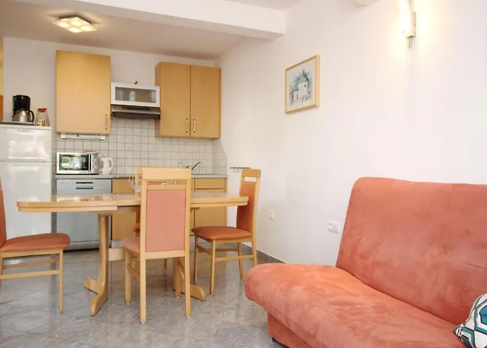 In Mit Eigener Terrasse By Interhome